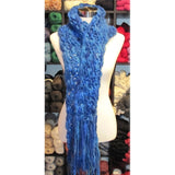 SELF-FRINGING SCARF