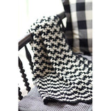 VINTAGE CROCHET BABY BLANKET